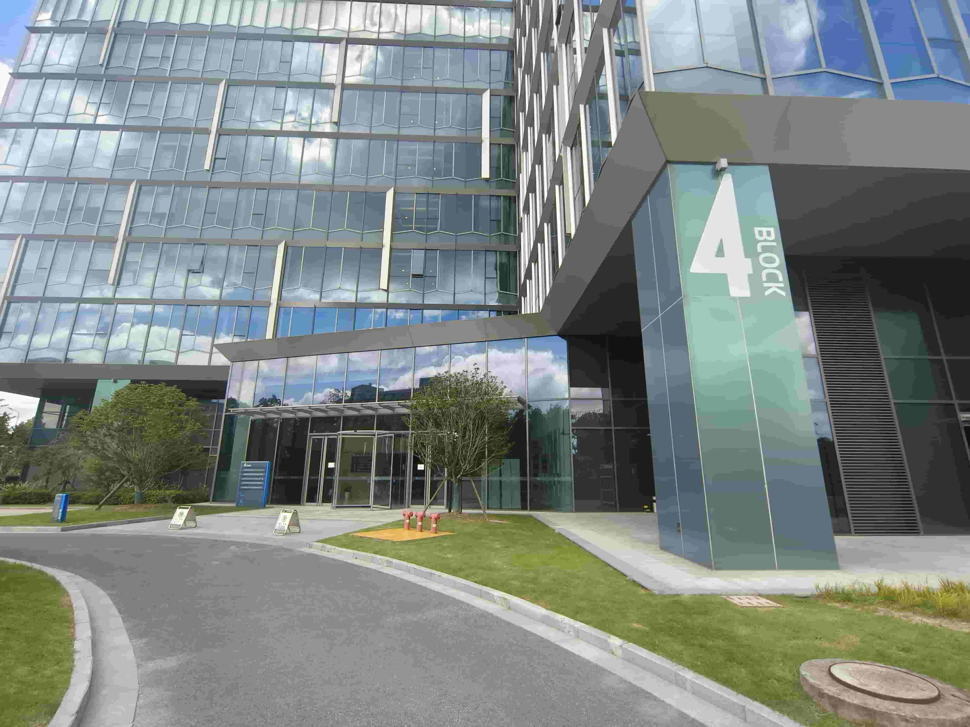 【公司新闻】隐智科仪助力上海市农产品检测中心实验室搬迁 清点工作有序推进