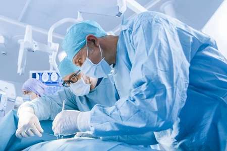 中国药械出海势头强劲！2025年海外授权金额同比增160%